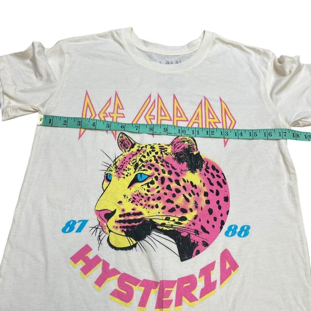 Goodie Two Sleeves Unisex Cream Def Leppard 87 88 Hysteria Rock T-Shirt Tee S - Picture 4 of 9